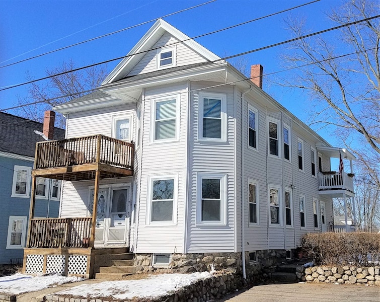 1500 / 2br 1222ft2 1 bath apartment for rent (Haverhill) 21 Downing Ave, Haverhill MA